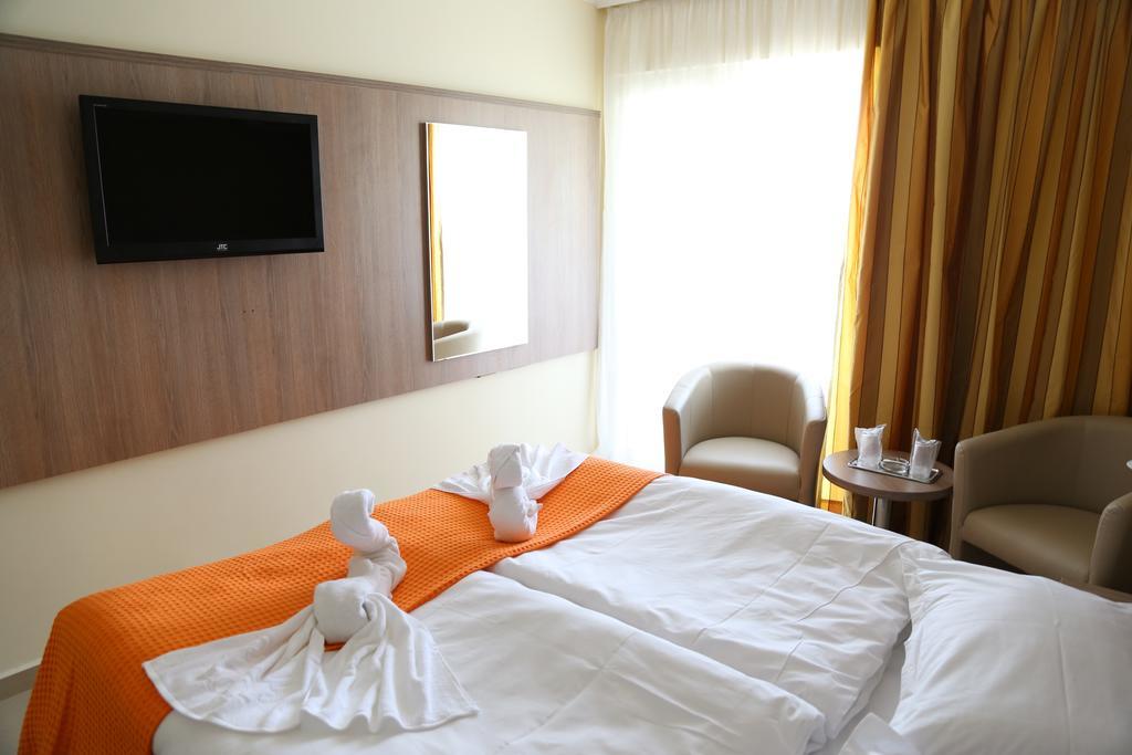 Hotel Piccadilly Mamaia Pokoj fotografie