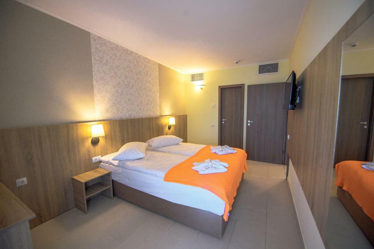 Hotel Piccadilly Mamaia Exteriér fotografie
