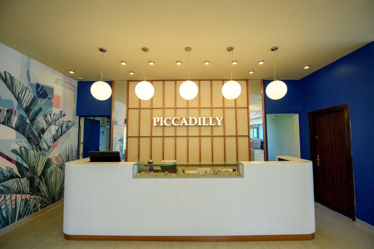 Hotel Piccadilly Mamaia Exteriér fotografie
